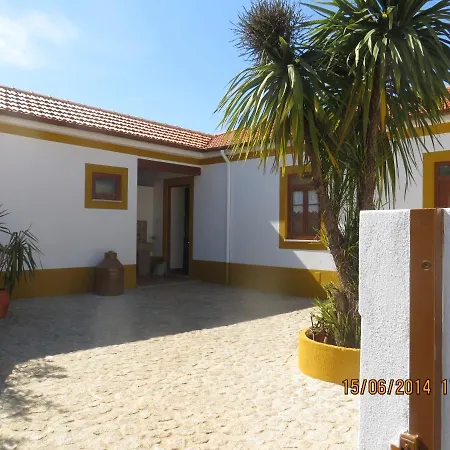 Chalet Casa Da Avó, Campo A 2 Kms Do Mar Espinho (Aveiro)